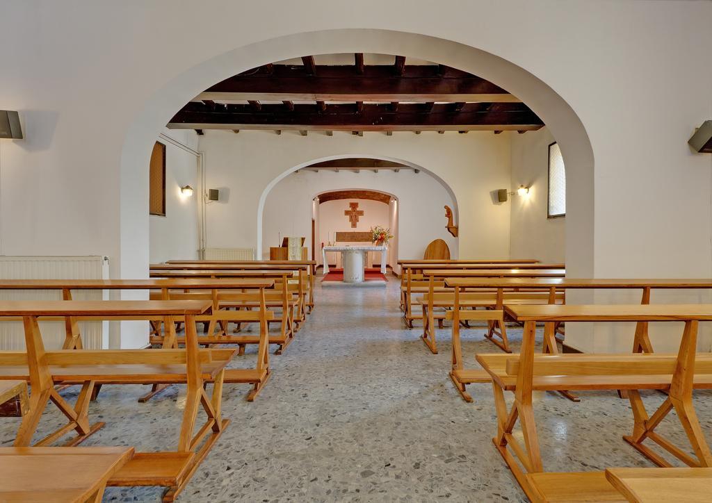 The Church Village Roma Exterior foto