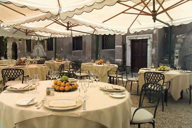 The Church Village Roma Exterior foto